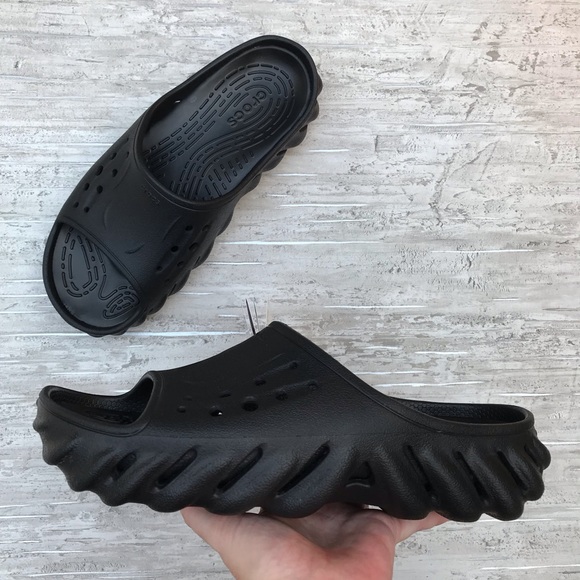 Crocs Echo Slide - Picture 2 of 15